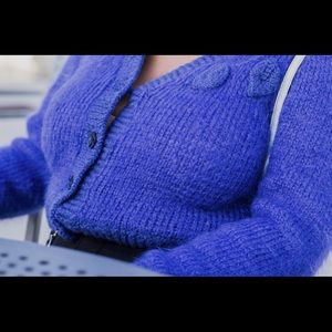 Vintage hand made cropped sweater